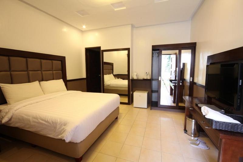 Woodland Hotel Angeles Zimmer foto