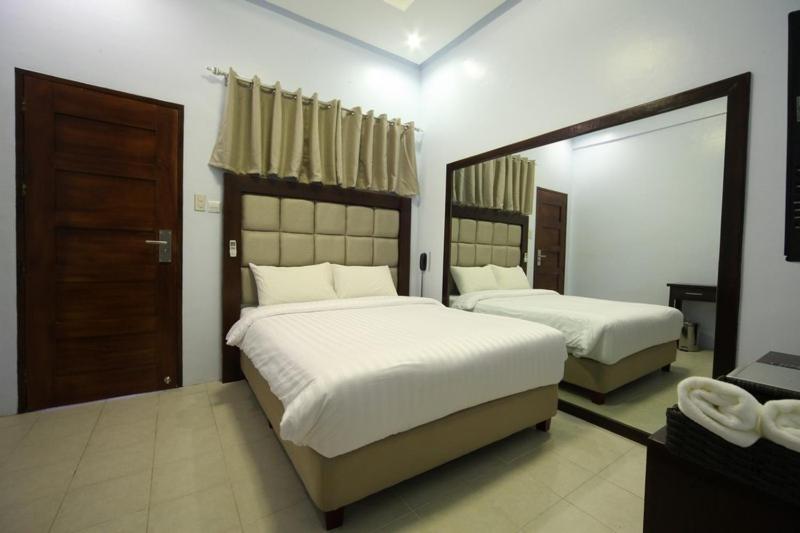Woodland Hotel Angeles Zimmer foto