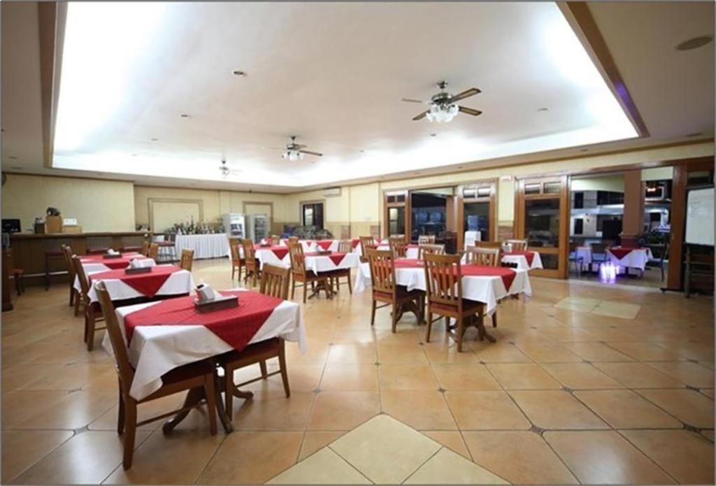 Woodland Hotel Angeles Exterior foto